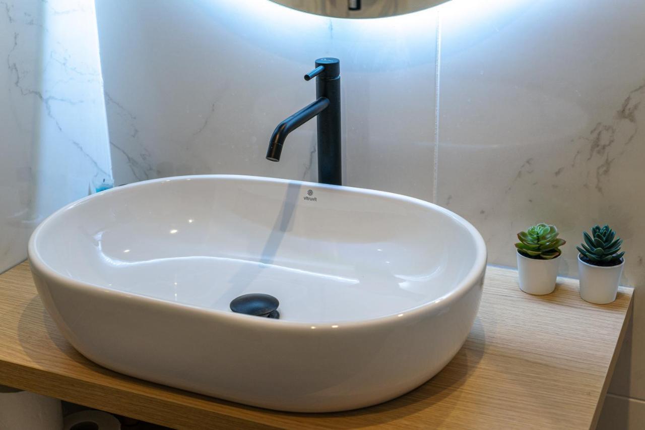 Majestic Flat With Huge Terrace In The City Center Αθήνα Εξωτερικό φωτογραφία
