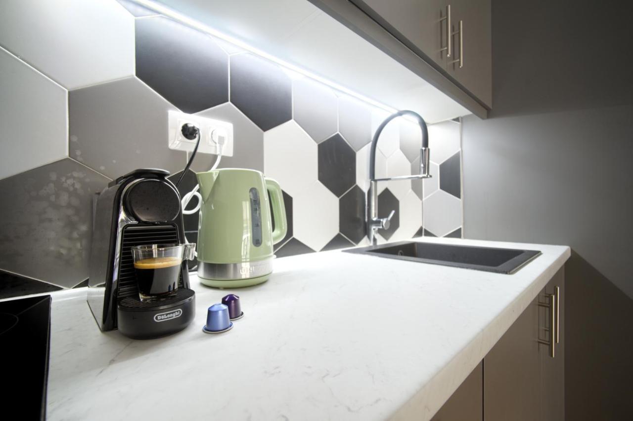 Majestic Flat With Huge Terrace In The City Center Αθήνα Εξωτερικό φωτογραφία